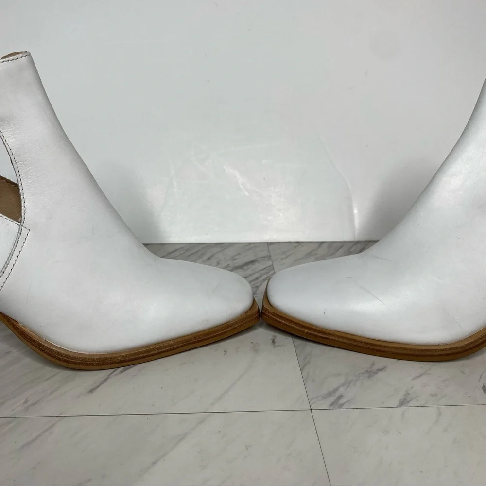 Free People Brady Square Toe White Leather Buckle Shootie Bootie 40